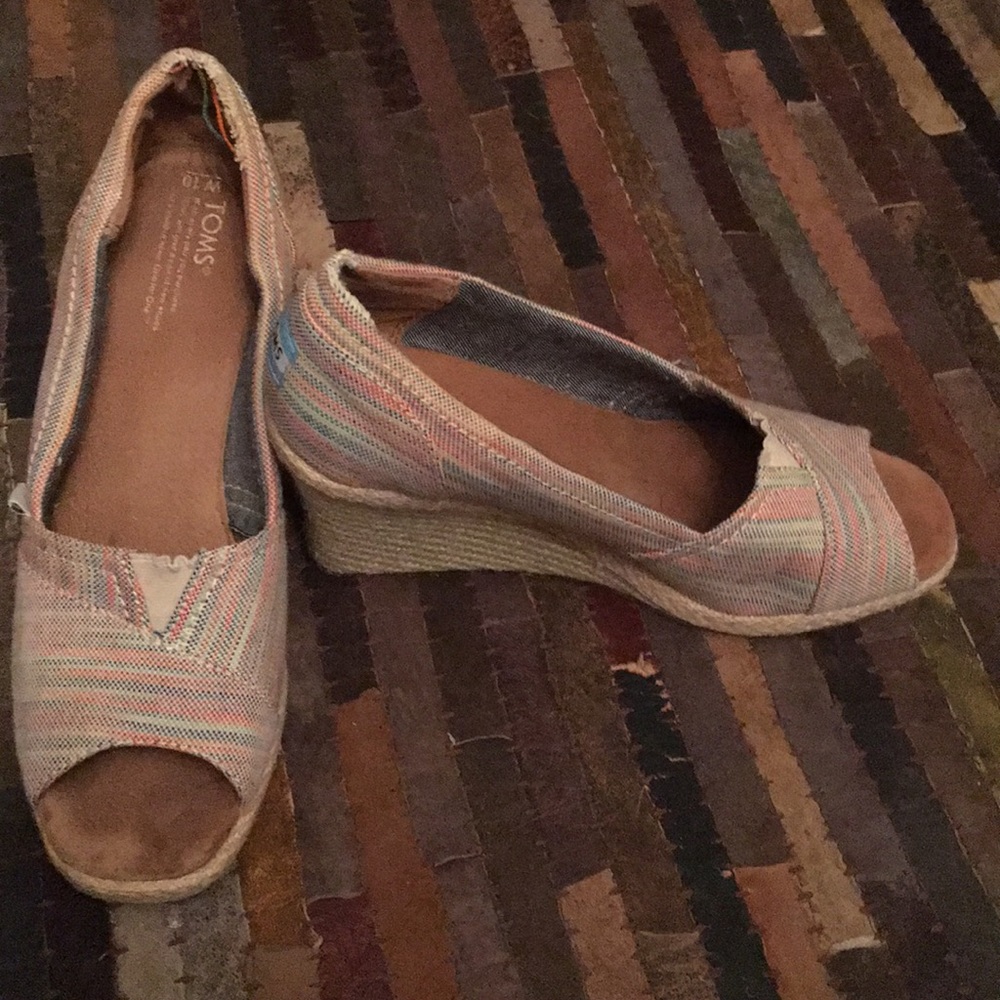 Toms multicolored wedge heels